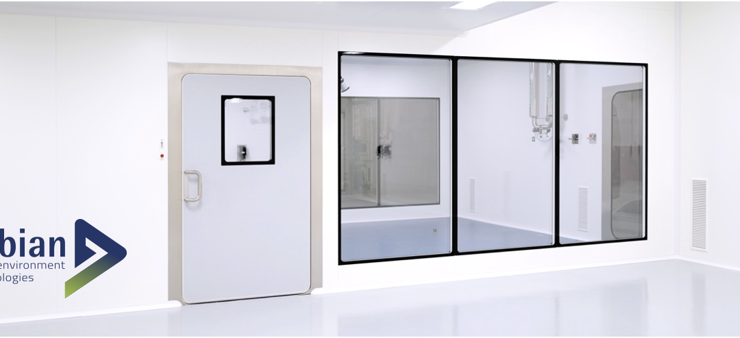 Los datos no limpian la sala: Por qué la Smart Cleanroom necesita un diseño físico robusto. 